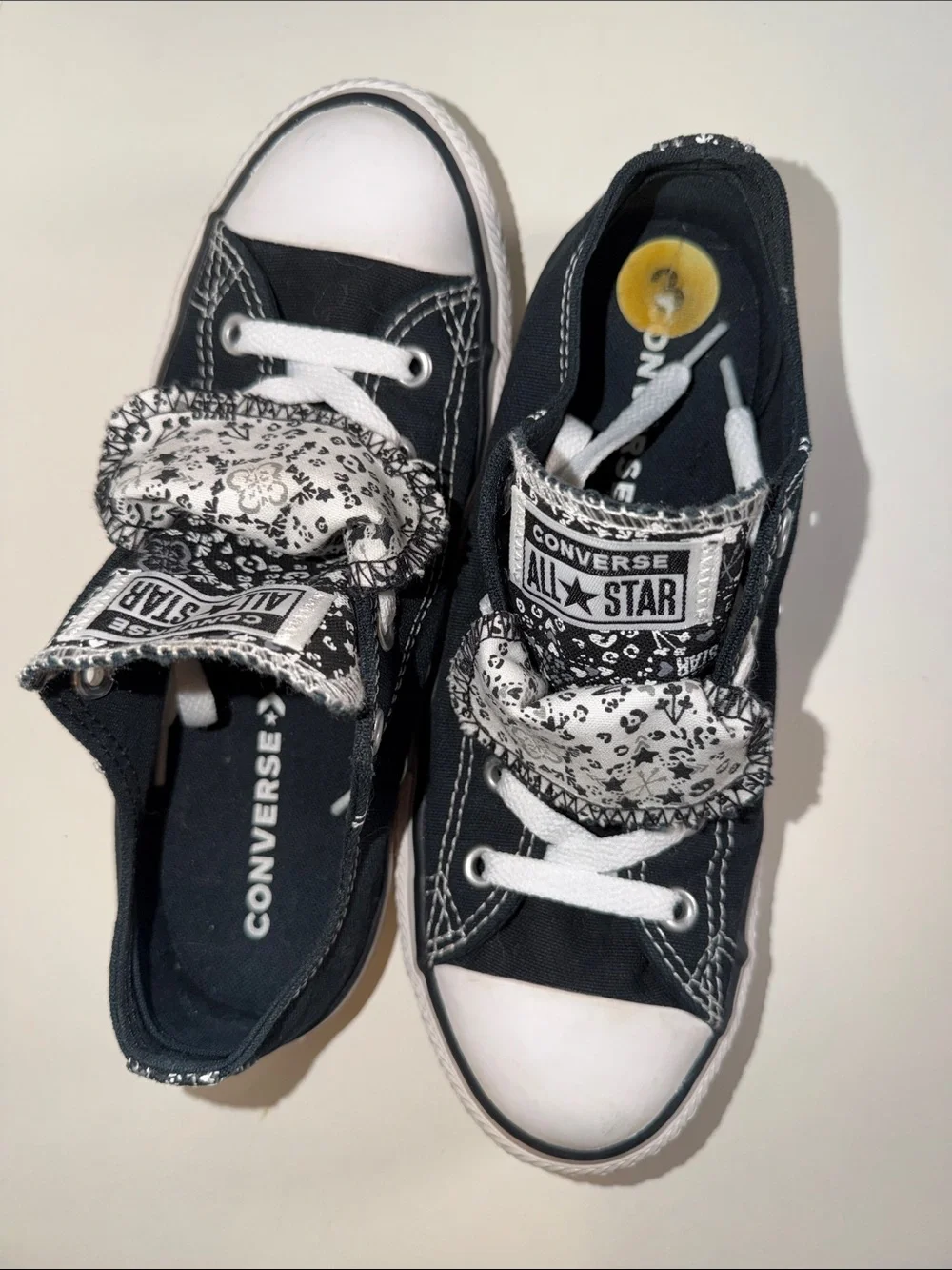 Converse Chuck Taylor All Star Double Tongue Low Top Black Floral Juniors Size 3